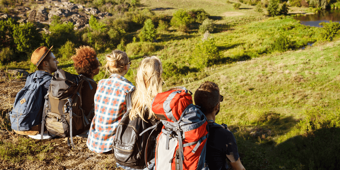 Erste Hilfe beim Wandern: Was du unbedingt dabei haben solltest