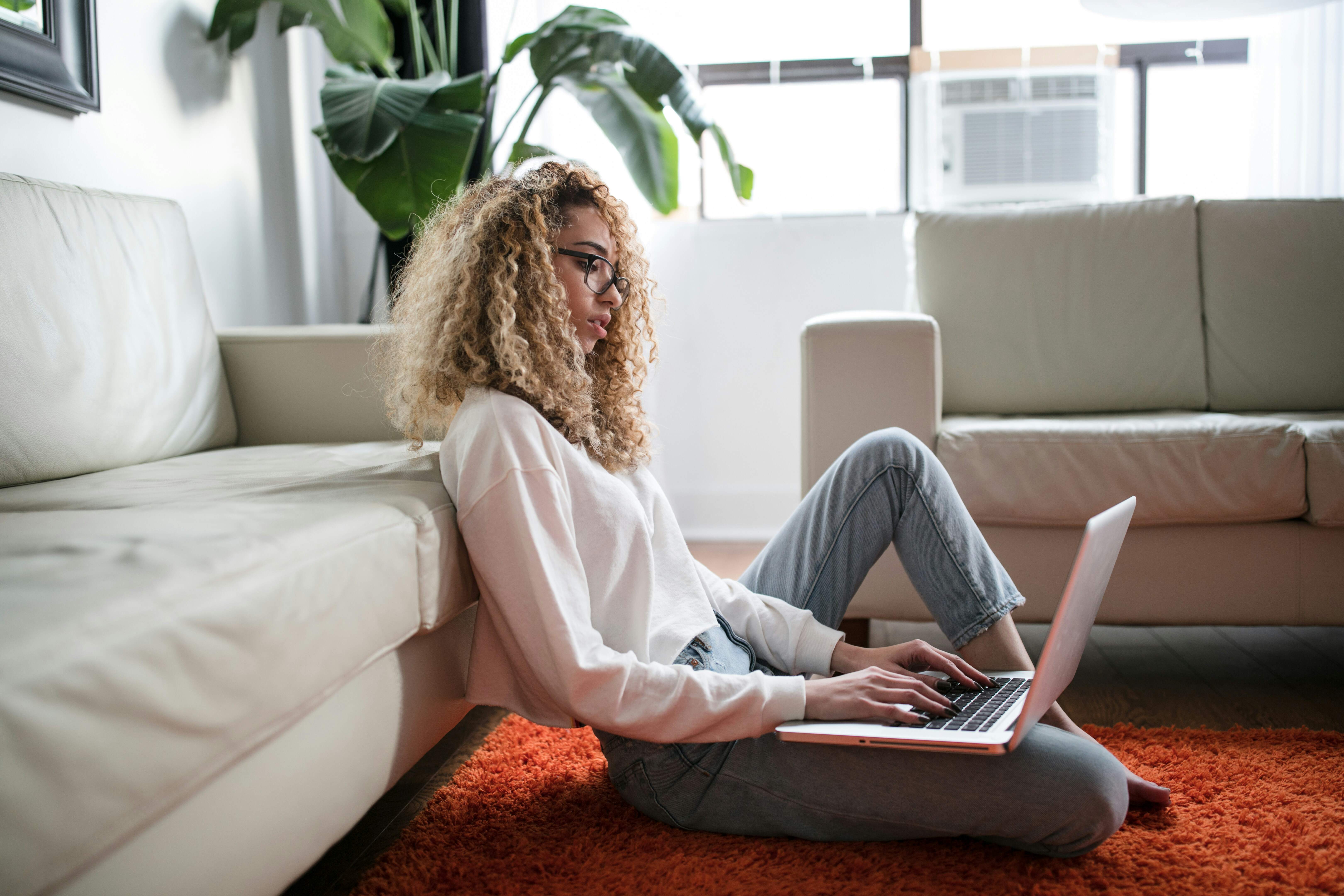 thought-catalog-Nv-vx3kUR2A-unsplash (1)